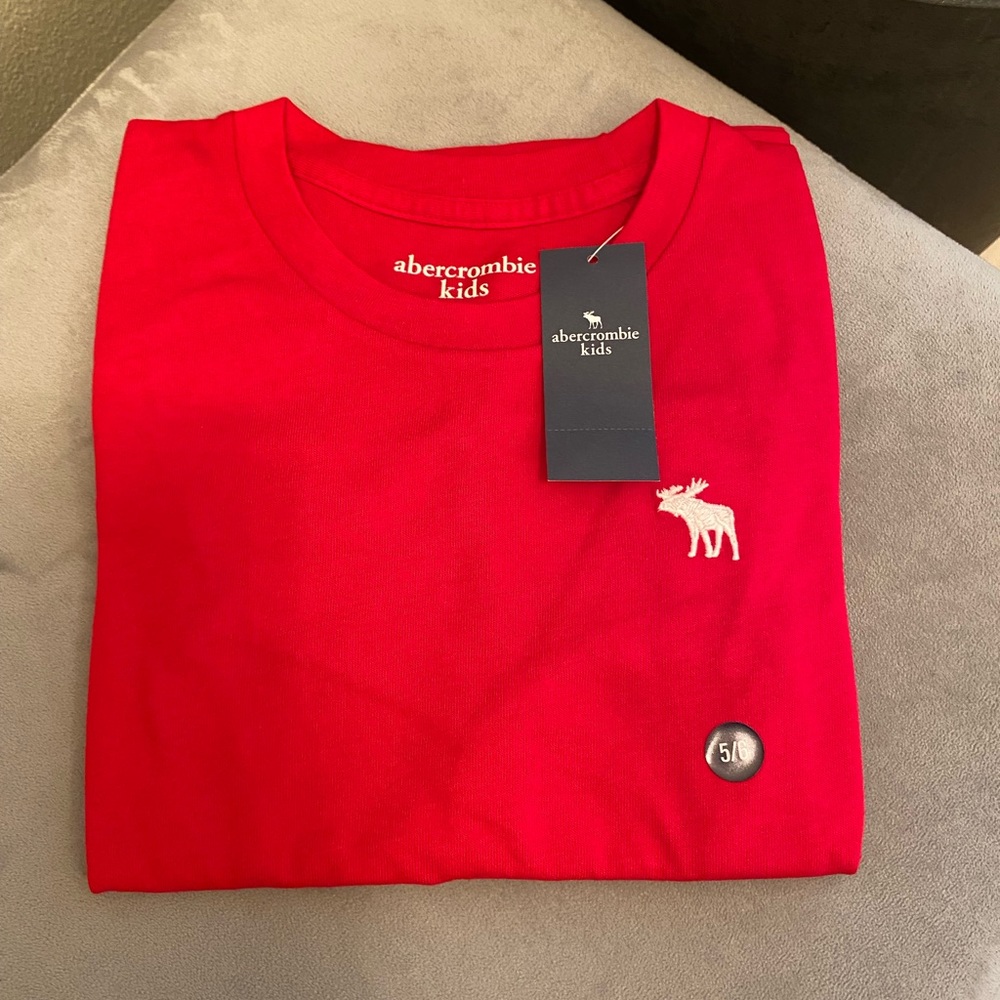 New kids Abercrombie shirt